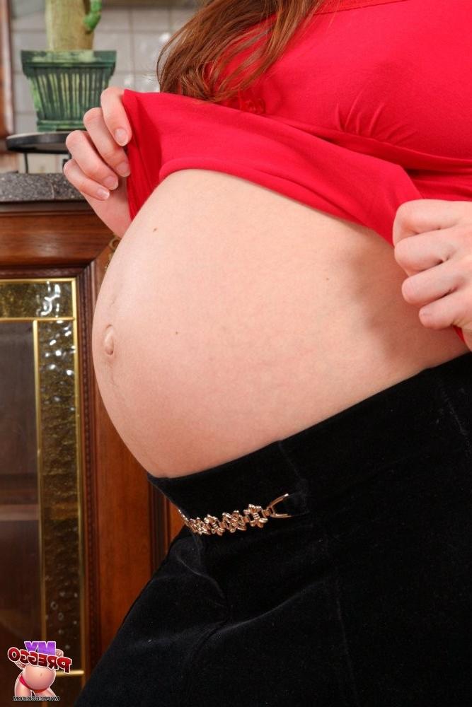 15P Pregnant teen nude