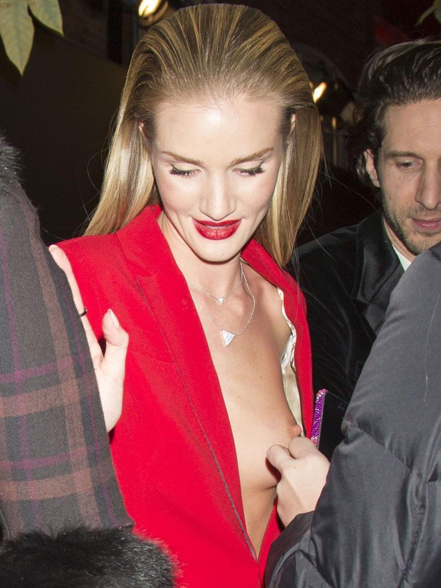 15P Uncensored celebrity slips