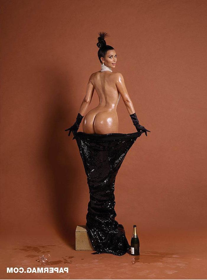 16P Top naked photos of Kim Kardashian