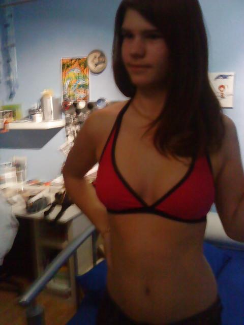 18P Hot Swiss Girls