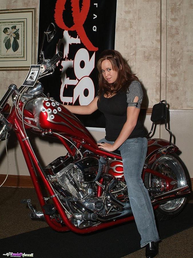 15P Big breasted Brandy Talore masturbates at a bike show