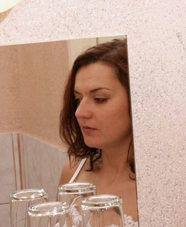 15P Slutty girls flashing their big tits