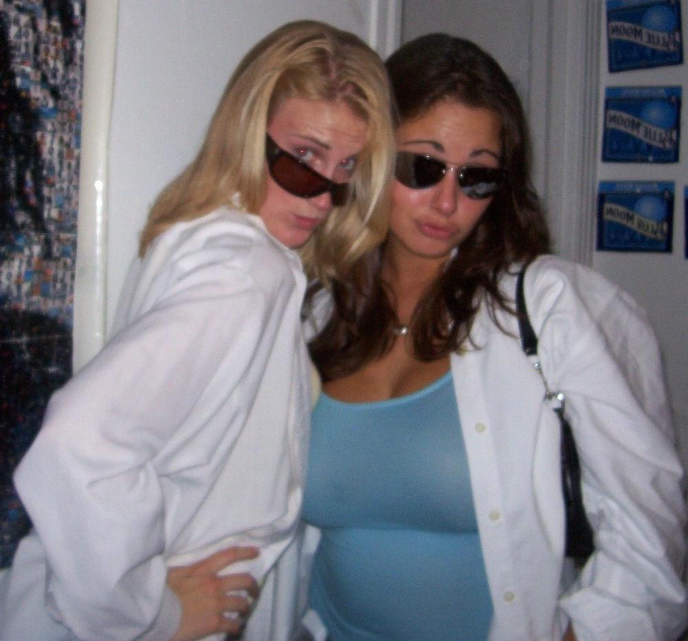 15P Slutty girls flashing their big tits