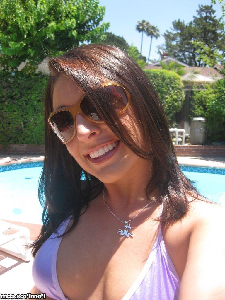 16P Cute Gracie Glam fucked after swimming in a pool