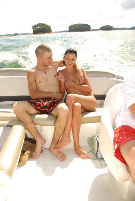 20P Boat banging obvious nymph.,Saucy clam gets poked on sea.,Libidinous girl rides 