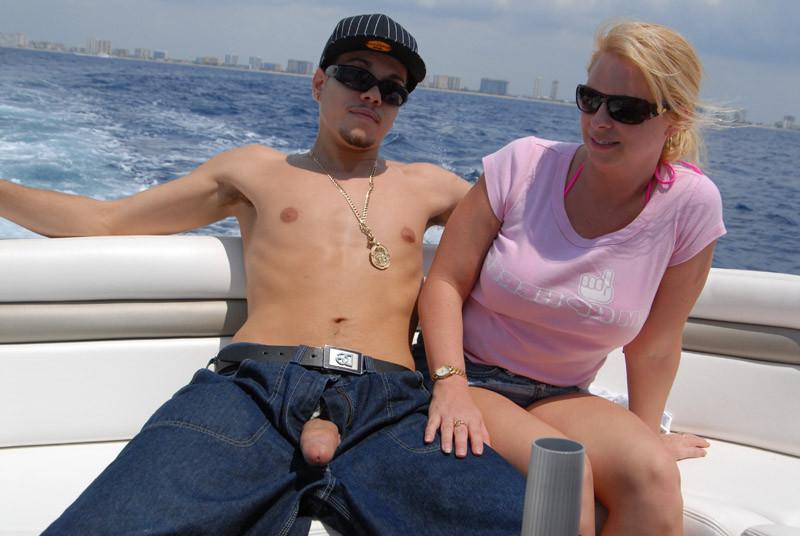 20P Babe gives pussy as bait.,Horny catch sucks fishing rod.,Stud brings in cheap ti