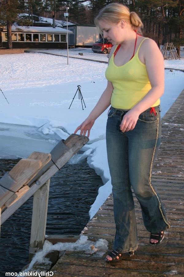 15P Bikini babe goes ice swimming with clothes on
