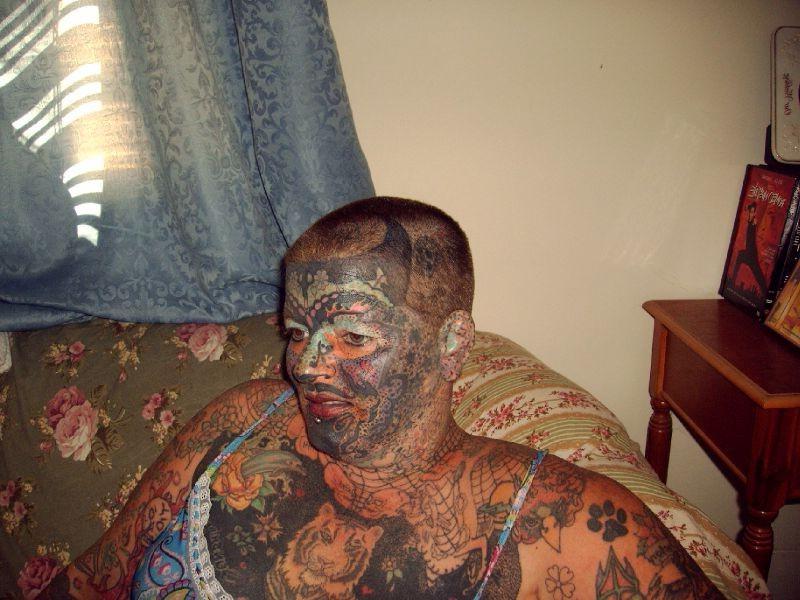 14P Extreme tattoo and piercing