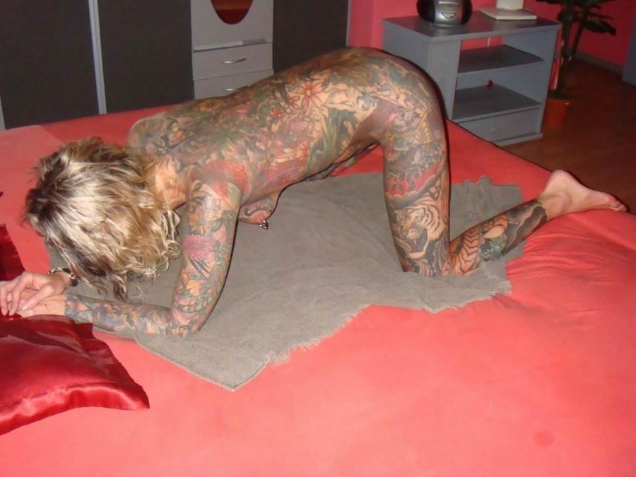 15P Extremes Tattoo und Piercin