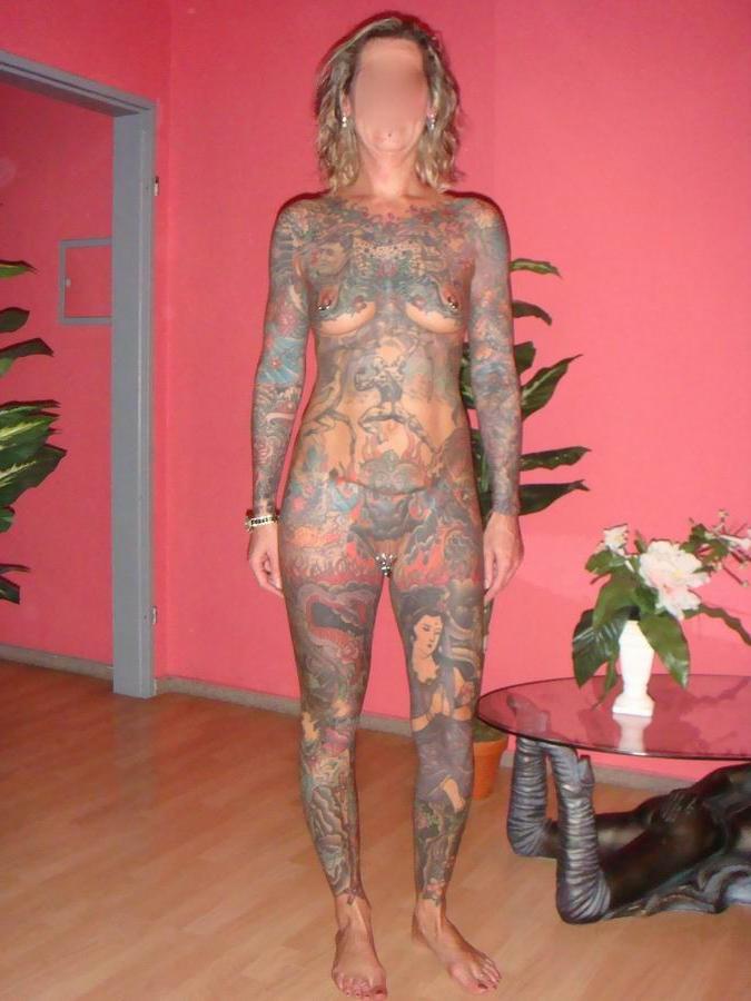 15P Extremes Tattoo und Piercin