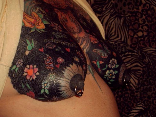 14P Extreme tattoo and piercing