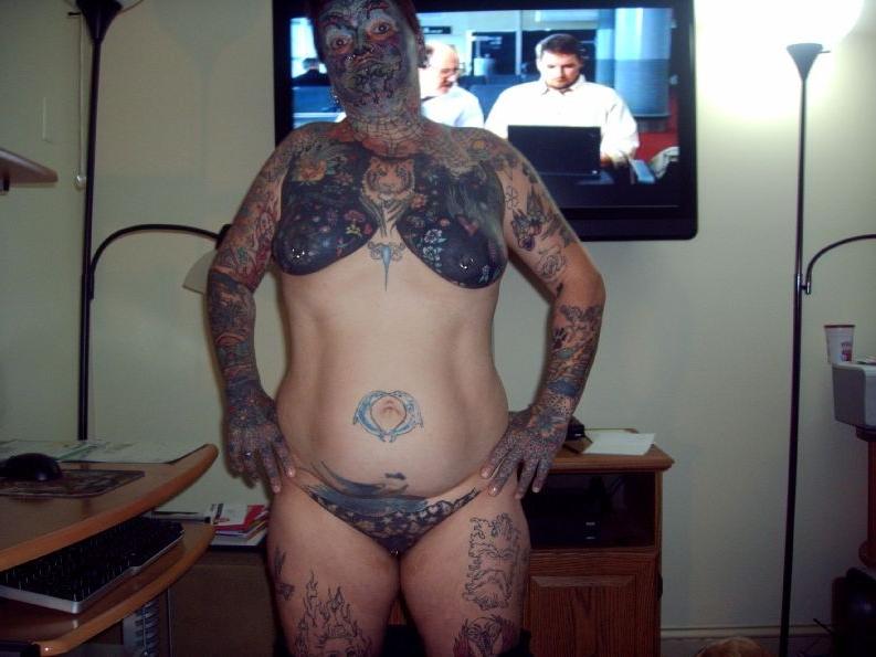 14P Extreme tattoo and piercing