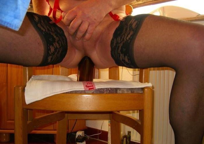 17P Bizarre sex toys and fisting