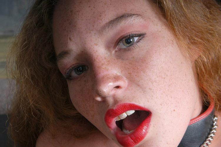 16P Nasty redhead slut has extreme sex with machine