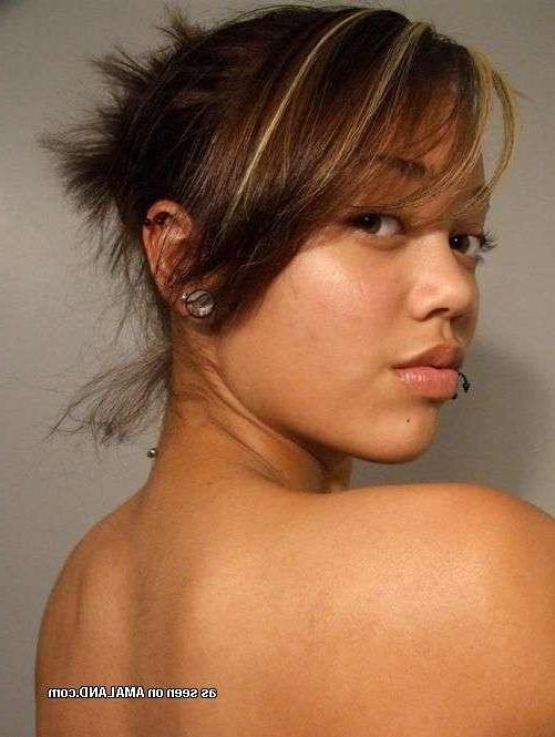 8P Collection of a black chick posing sexy for her boyfriend