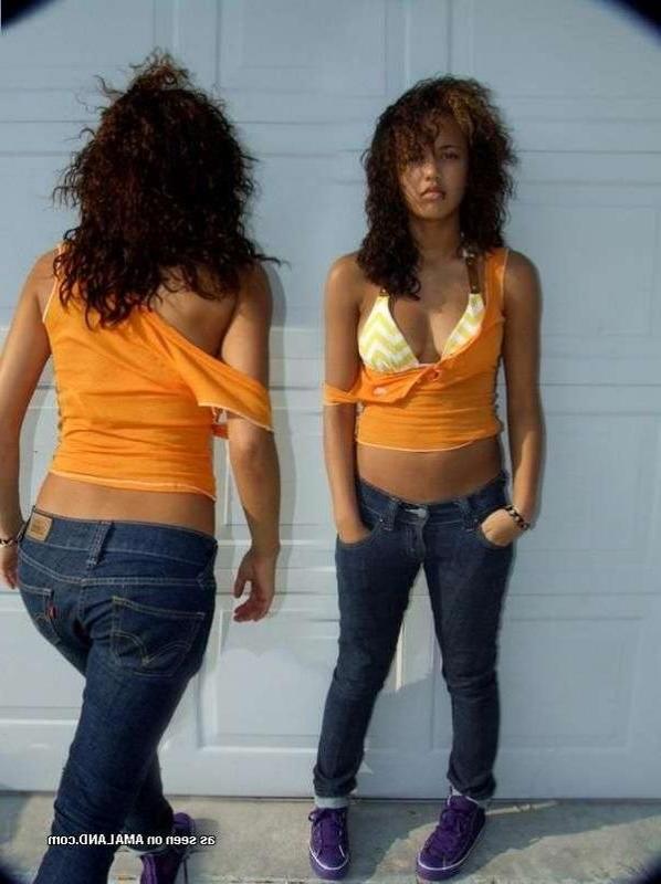8P Collection of a black chick posing sexy for her boyfriend