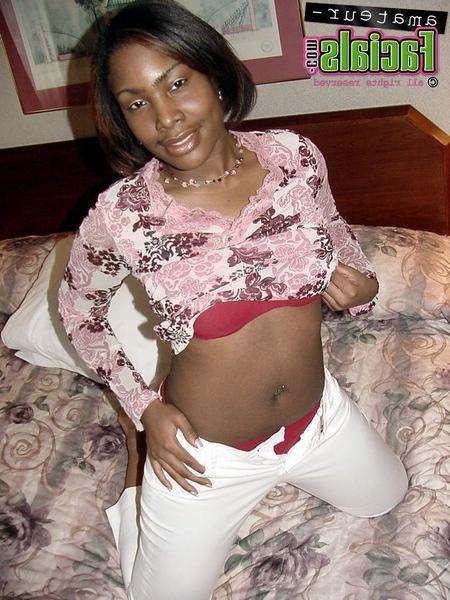 15P Ebony girl licking balls and gets a facial