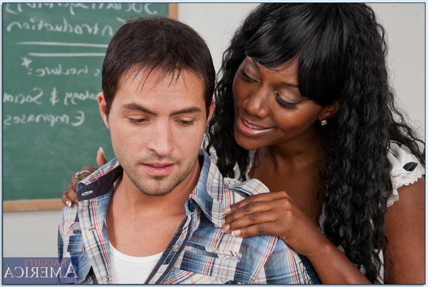18P Nyomi Banxxx is a hot ebony Sex Ed teacher