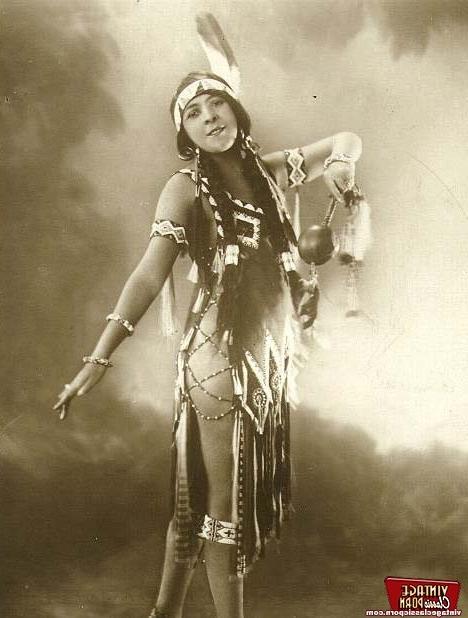 12P Vintage ethnic posing from the thirties