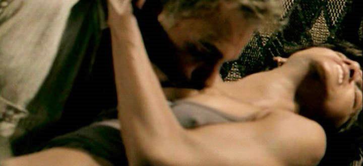 16P Halle Berry naked and fucking in a movie scene