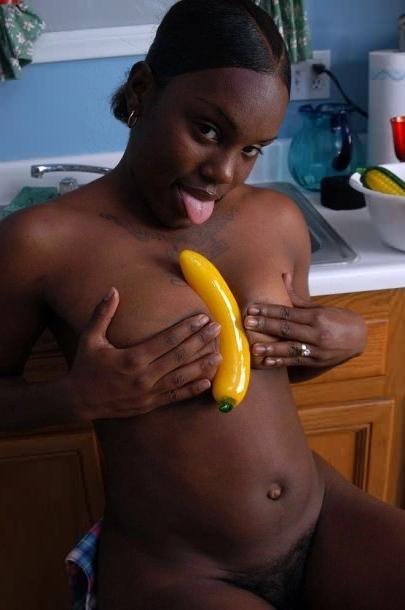 16P Naked Black Neighbor Chick Sucking Big Fat Banana
