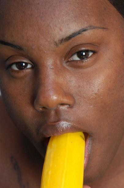 16P Naked Black Neighbor Chick Sucking Big Fat Banana