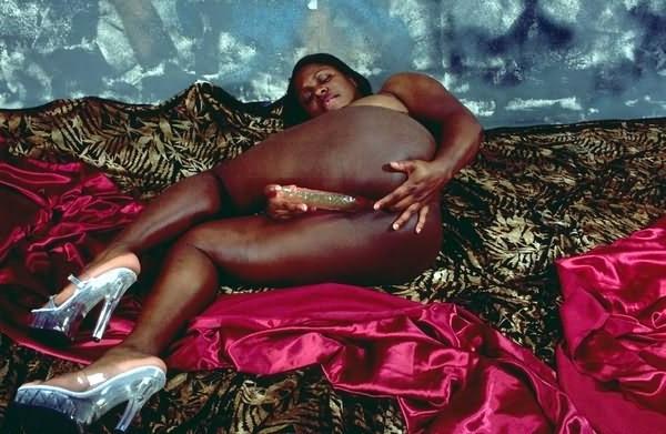 20P Ebony plumper toying