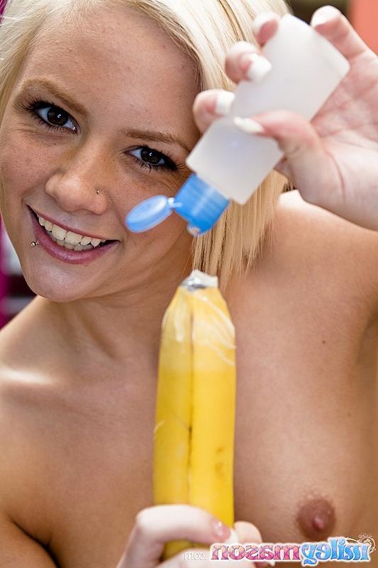 16P Tiny blonde teen girl fucking pussy with banana