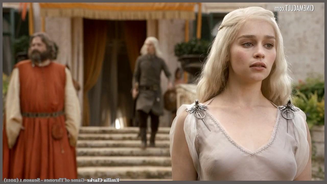 16P Emilia Clarke nude from Game of Thrones