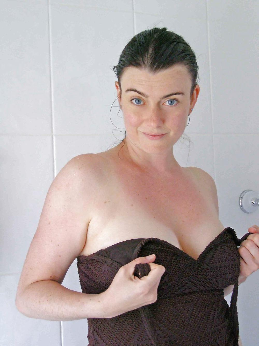 6P Beth at the pool