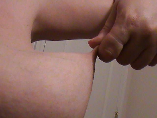 25P Lateshay squeezing my natural tits