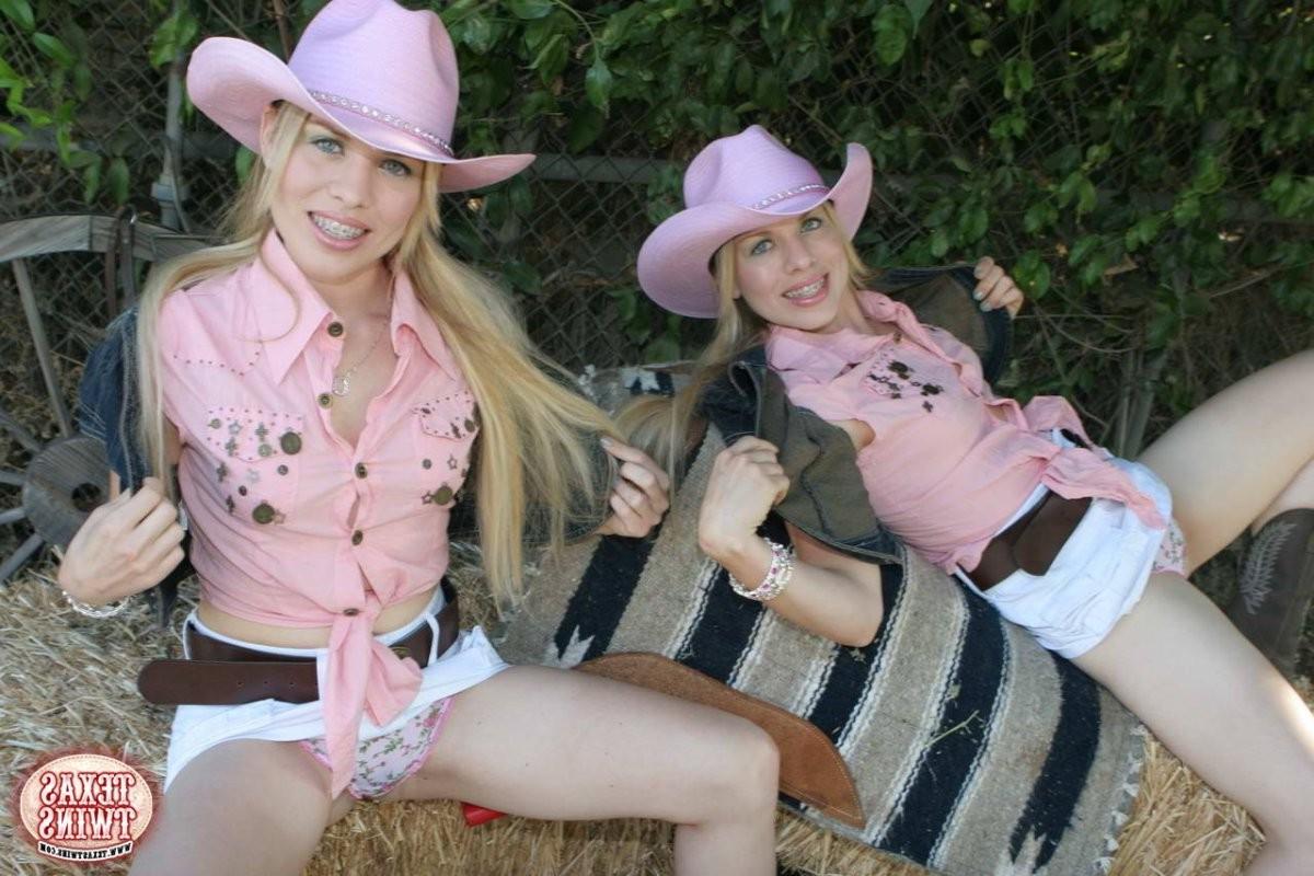 16P Cow girl twins gets naked to show their small tits