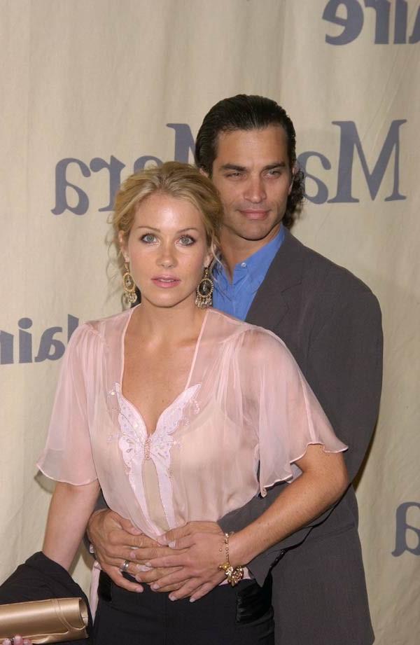 15P married with qhildren costar Christina Applegate nude and see thrus