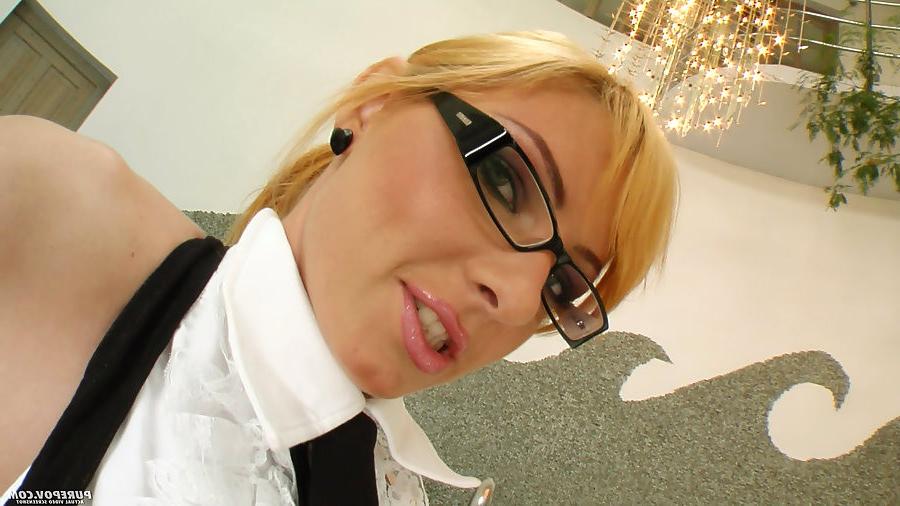 19P booty and big boobed blonde beauty banged from my point of view