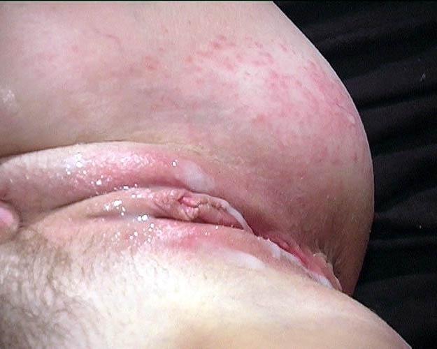 20P Wild wife extreme exposed cum creampies
