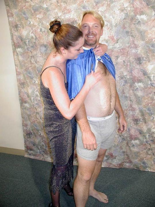 15P Next door swinger threesome action