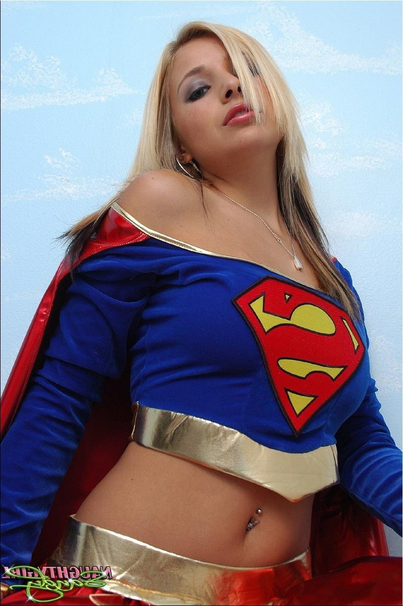 15P Sandy is a very hot superhero