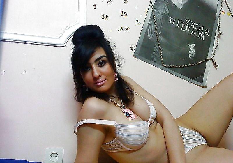 12P ISRAELI JEWISH SLUT