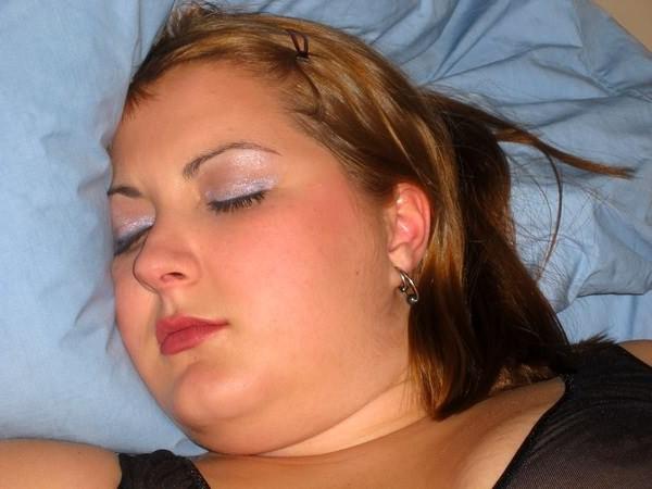 20P Blonde plumper asleep