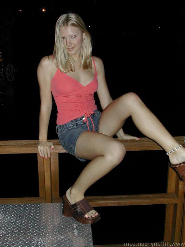 16P Nicely tanned on vacation