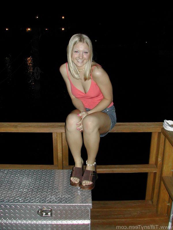 16P Nicely tanned on vacation