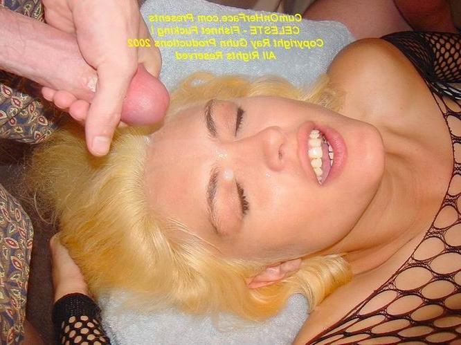 16P Blonde group messy facial