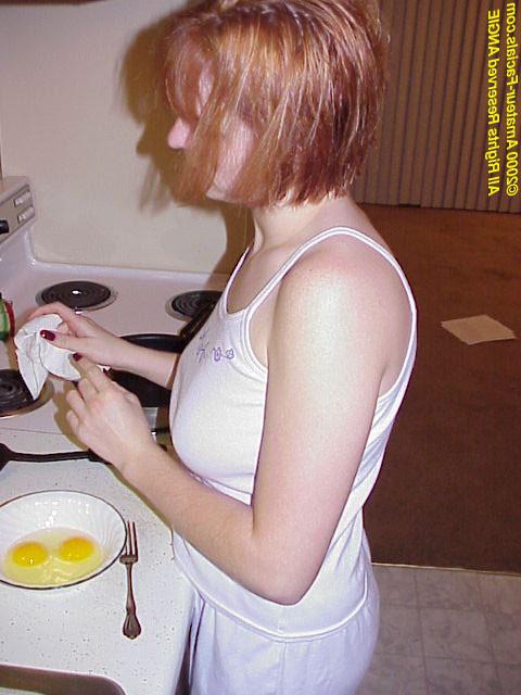 15P Angie sucking cock and gets a messy cum facial