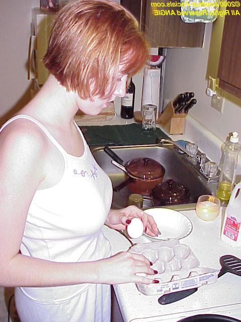 15P Angie sucking cock and gets a messy cum facial
