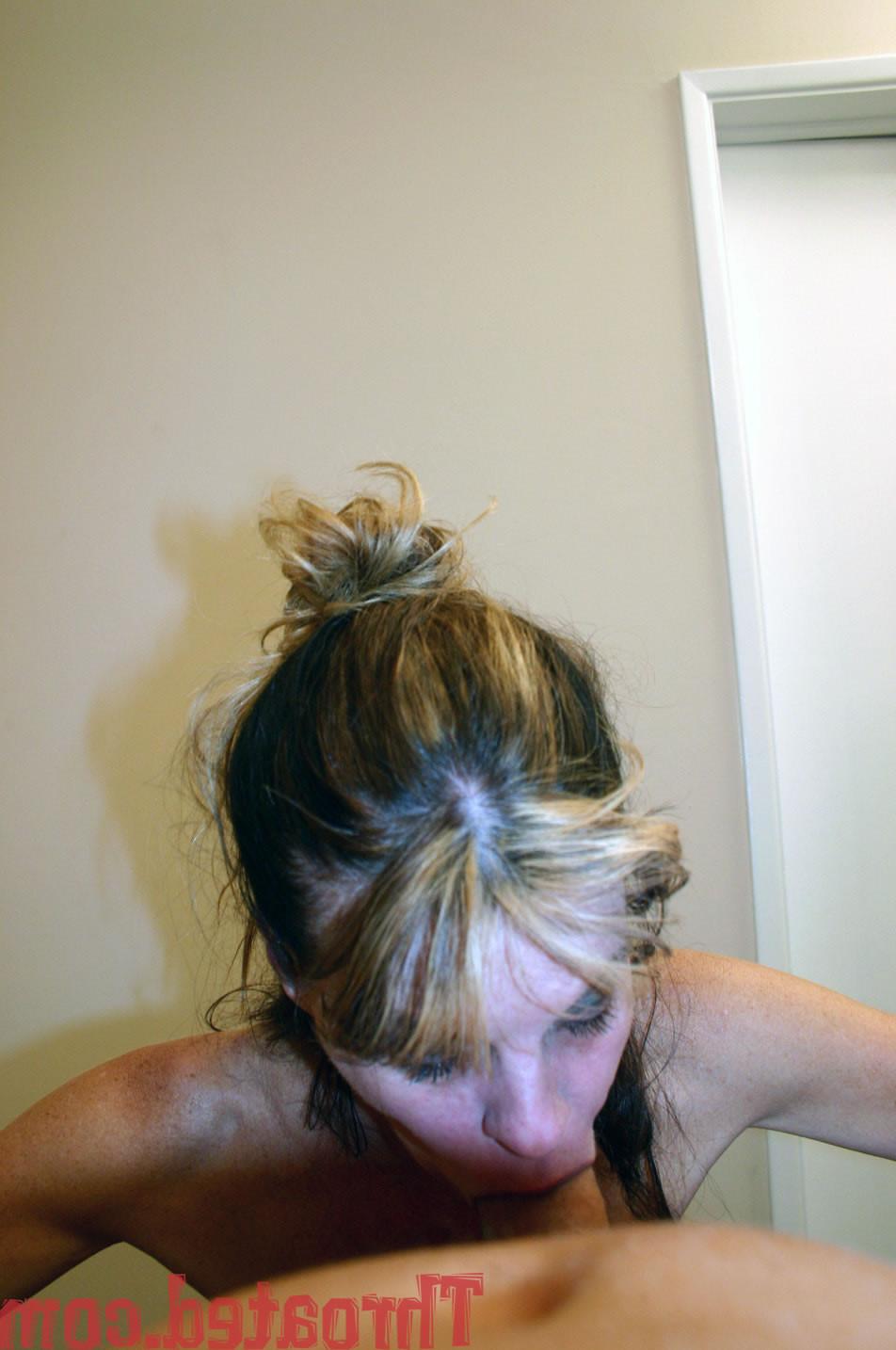 18P MILF Angelica deep throats and gets a messy facial