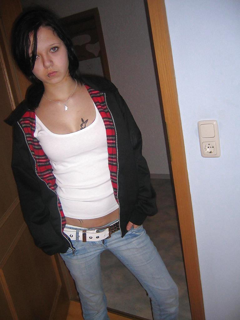 22P Cute tattoo teen