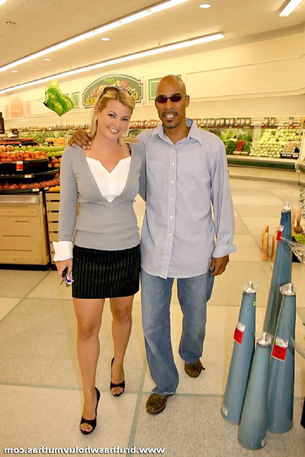 13P Hot cougar gets her white pussy tapped by a hung black stud