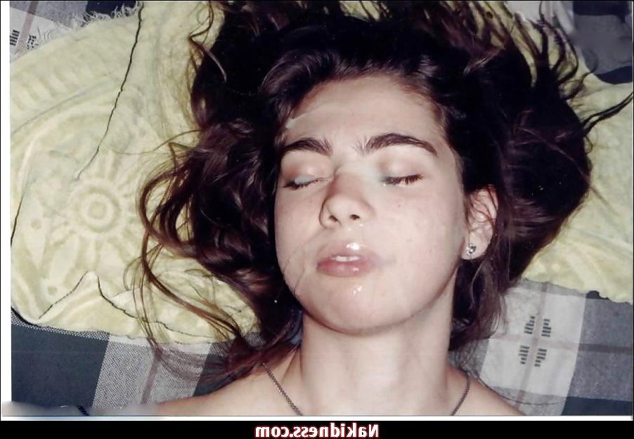 7P Putinhas lambuzadas de Esperma (Amateur messy facials)