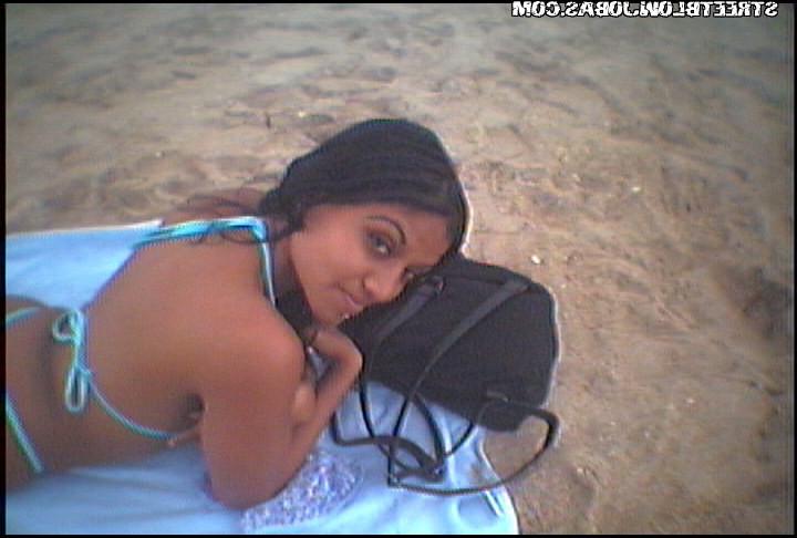 15P Cute exotic babe getting banged from behiind through spy glasses