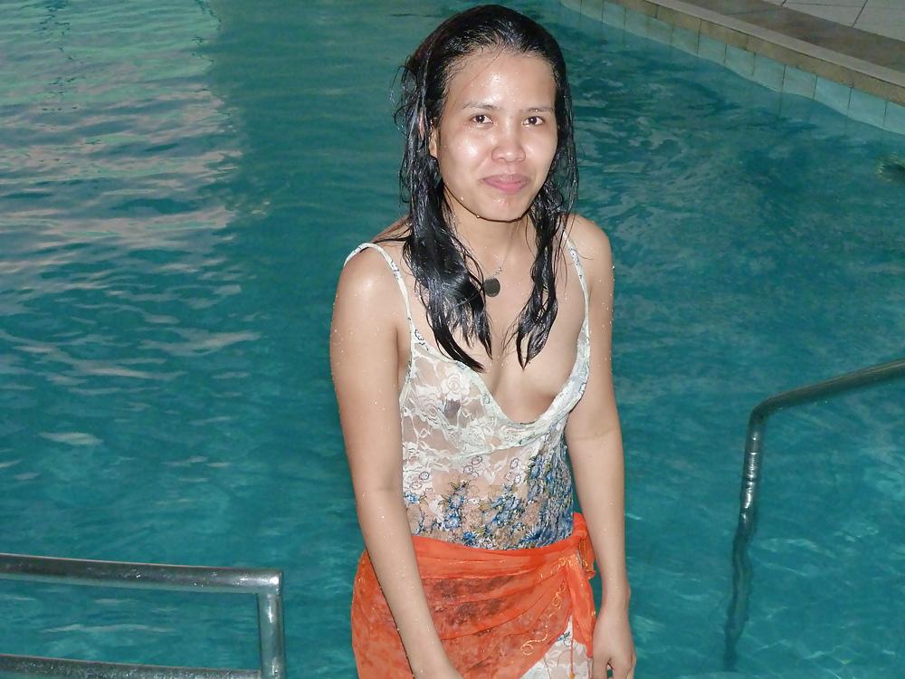 25P Im Pool Manila